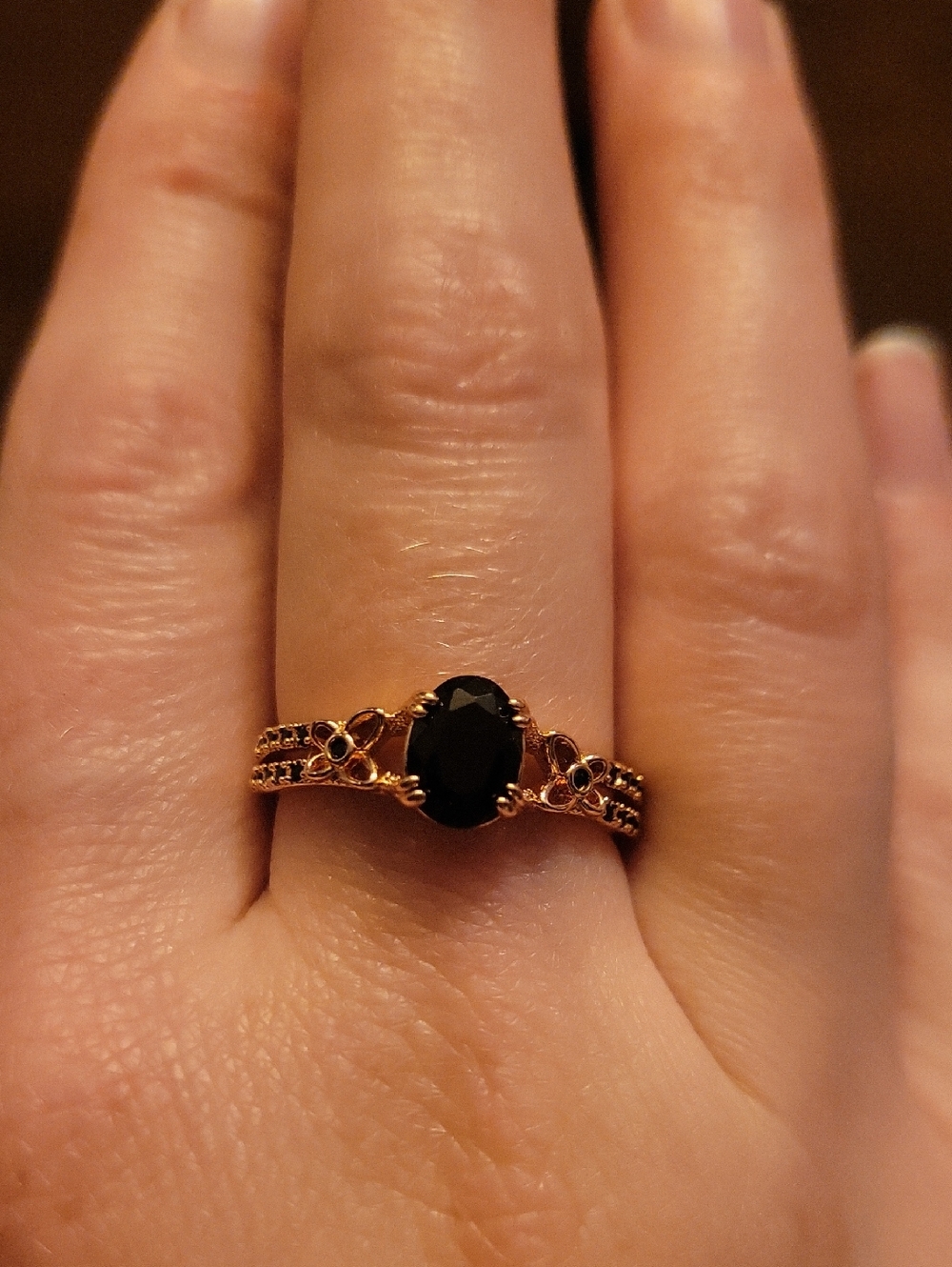 Gold-Tone Black Stone Vintage-Style Ring